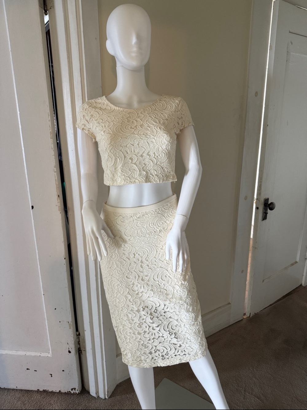 Express Cream Lace Pencil Skirt and Cream Lace Crop Top